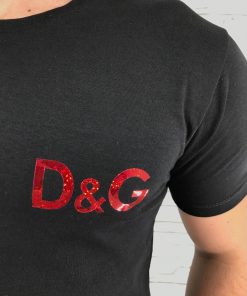 Camiseta Dolce G Preta Logo Vermelho Brilhoso-4747